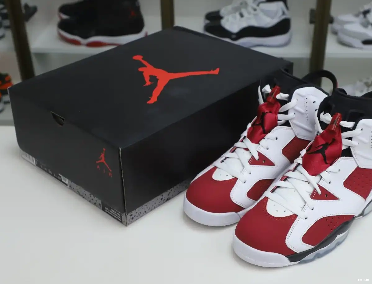 6 JORDAN OG RETRO AIR 2021 'CARMINE' 0630